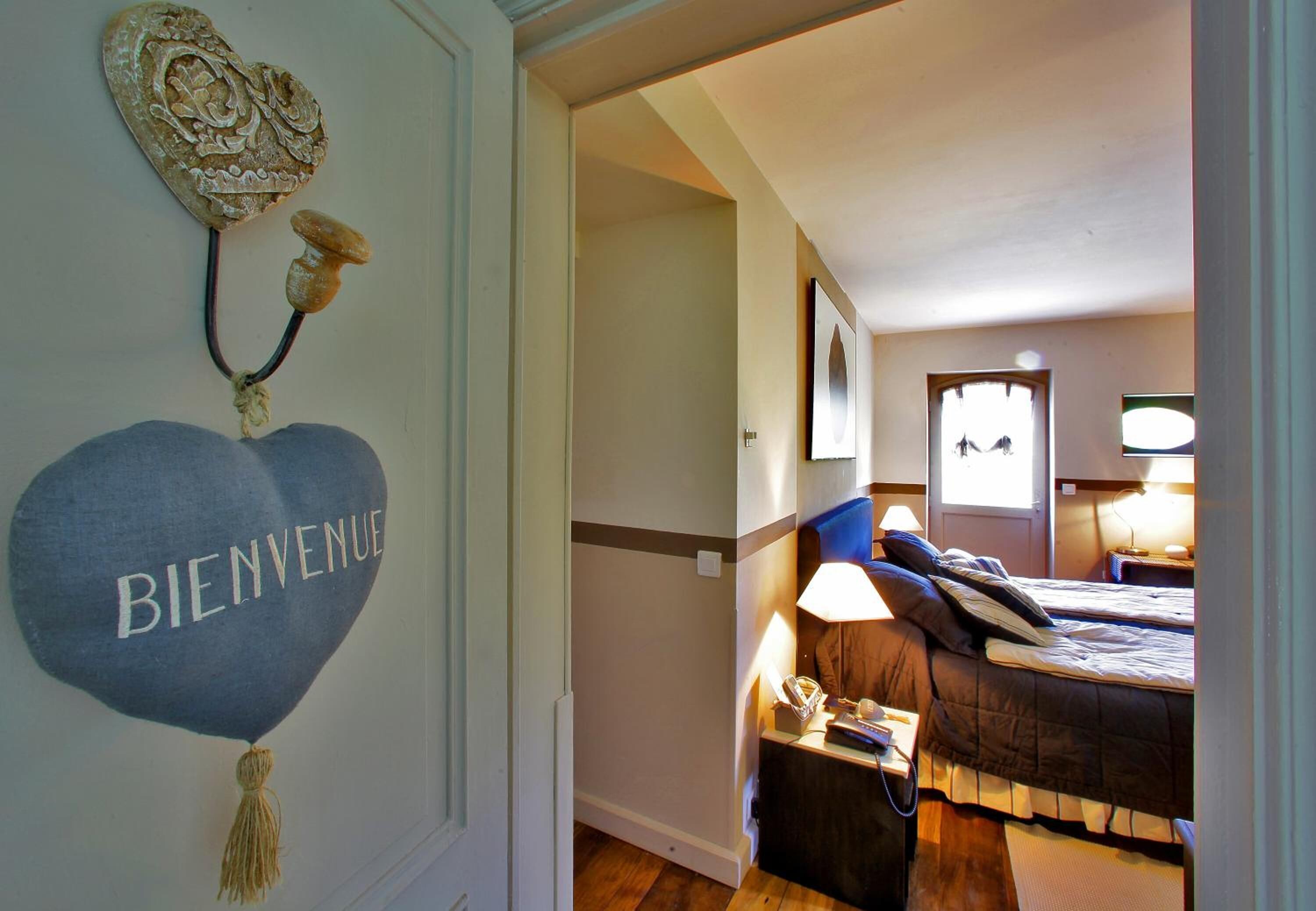 1 bedroom, premium bedding, minibar, in-room safe