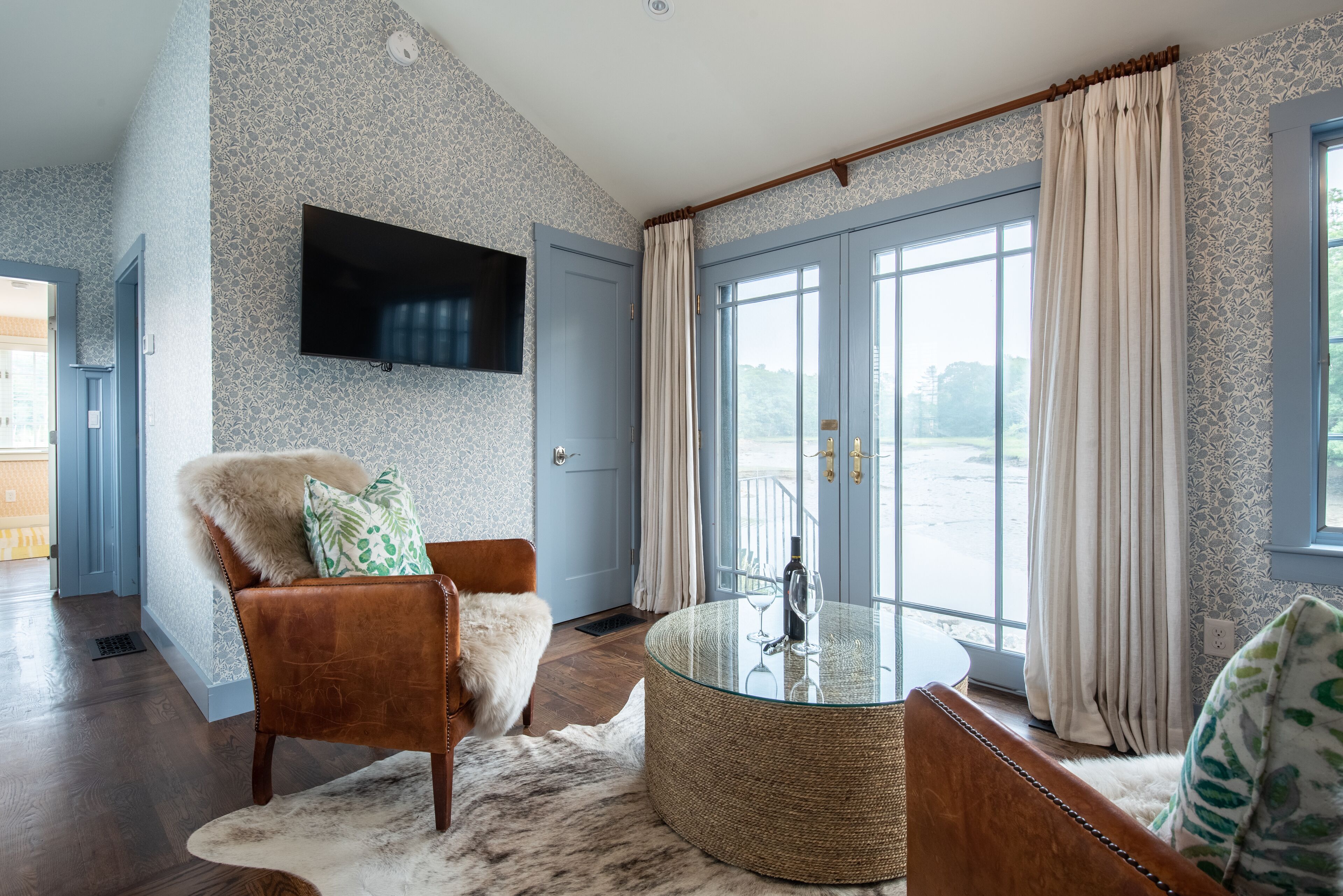 cottage (the loon) | hypo-allergenic bedding, down duvets, individually decorated