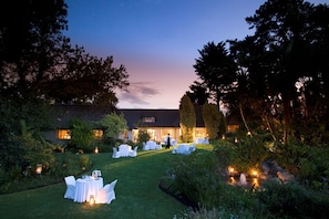 Front of property - evening/night - Hunter's Country House (Plettenberg Bay)