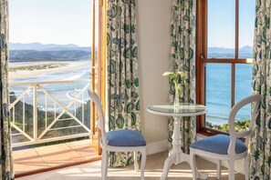 Suite, Non Smoking, Partial Sea View