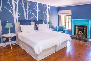 Superior Room | 1 bedroom, minibar, in-room safe, desk