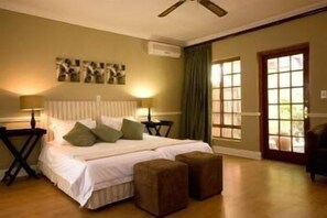 1 bedroom, minibar, in-room safe, desk - Willowbrook Country House (Cape Town)