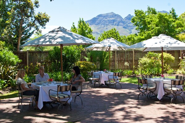 Terrace/patio - Willowbrook Country House (Cape Town)