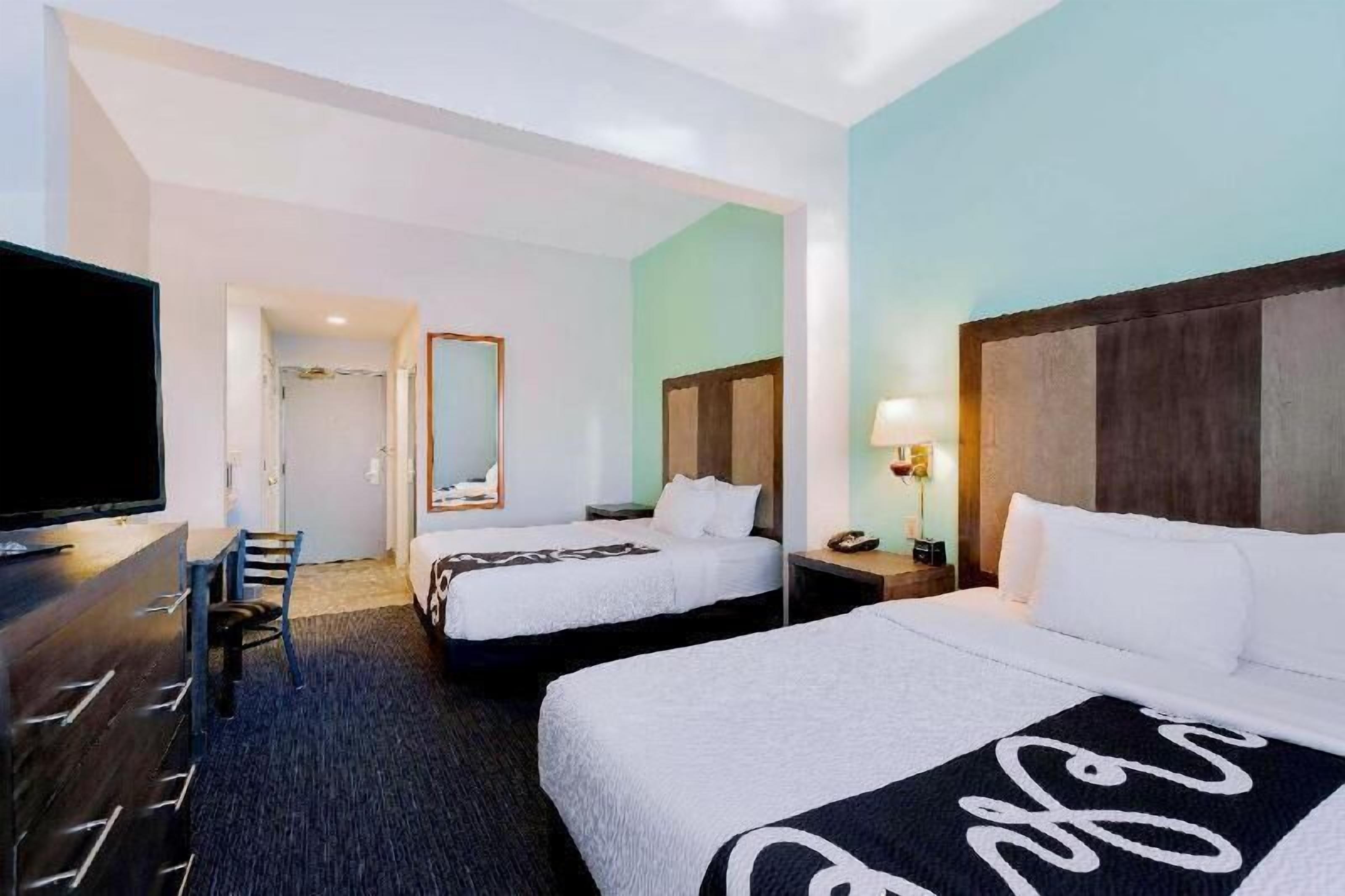 Ropa de cama de alta calidad y escritorio 
