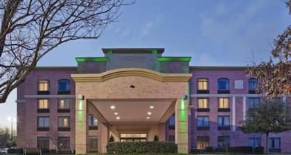 Pace Hotel Addison