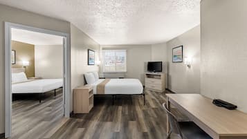 1 bedroom, desk, free WiFi, bed sheets