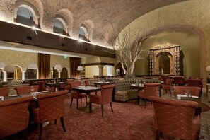 2 restaurants servant le petit déjeuner, spécialités Cuisine mexicaine