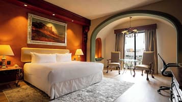 Premium bedding, in-room safe, individually decorated, blackout drapes