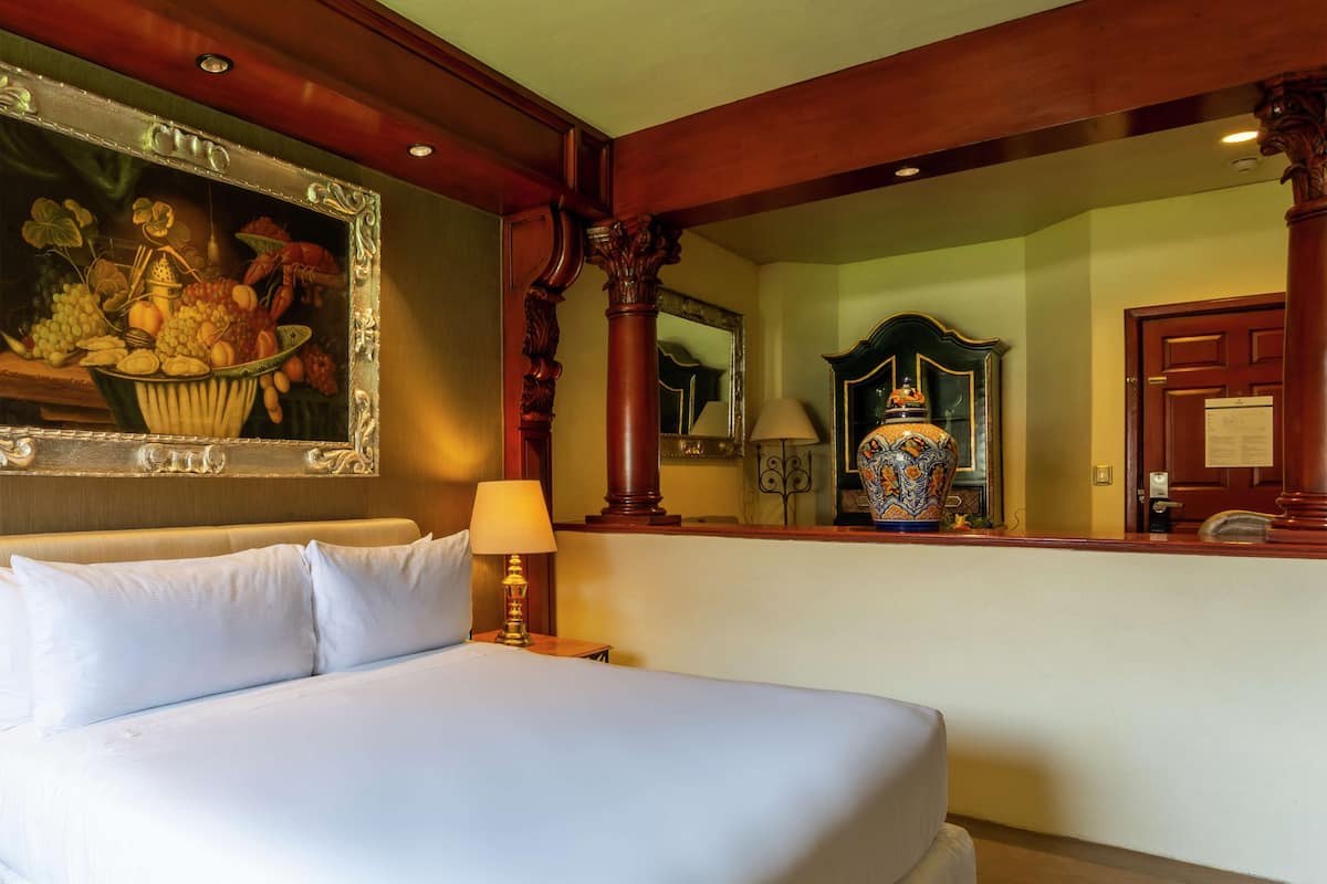 Junior-Suite, 1 King-Bett | Hochwertige Bettwaren, Zimmersafe, individuell dekoriert