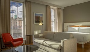 Junior Suite, 1 King Bed - River View | Ausblick vom Zimmer