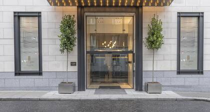 The Morrison Dublin, Curio Collection by Hilton