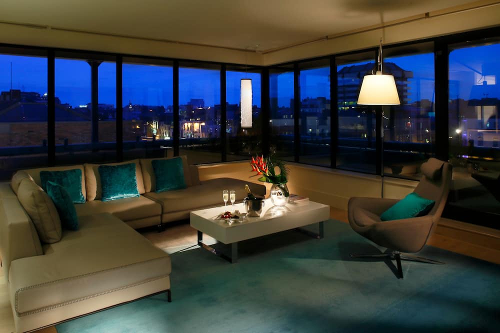 The Morrison Dublin, Curio Collection by Hilton