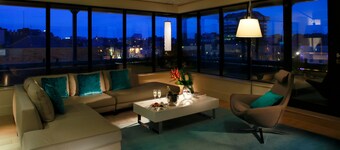 The Morrison Dublin, Curio Collection by Hilton