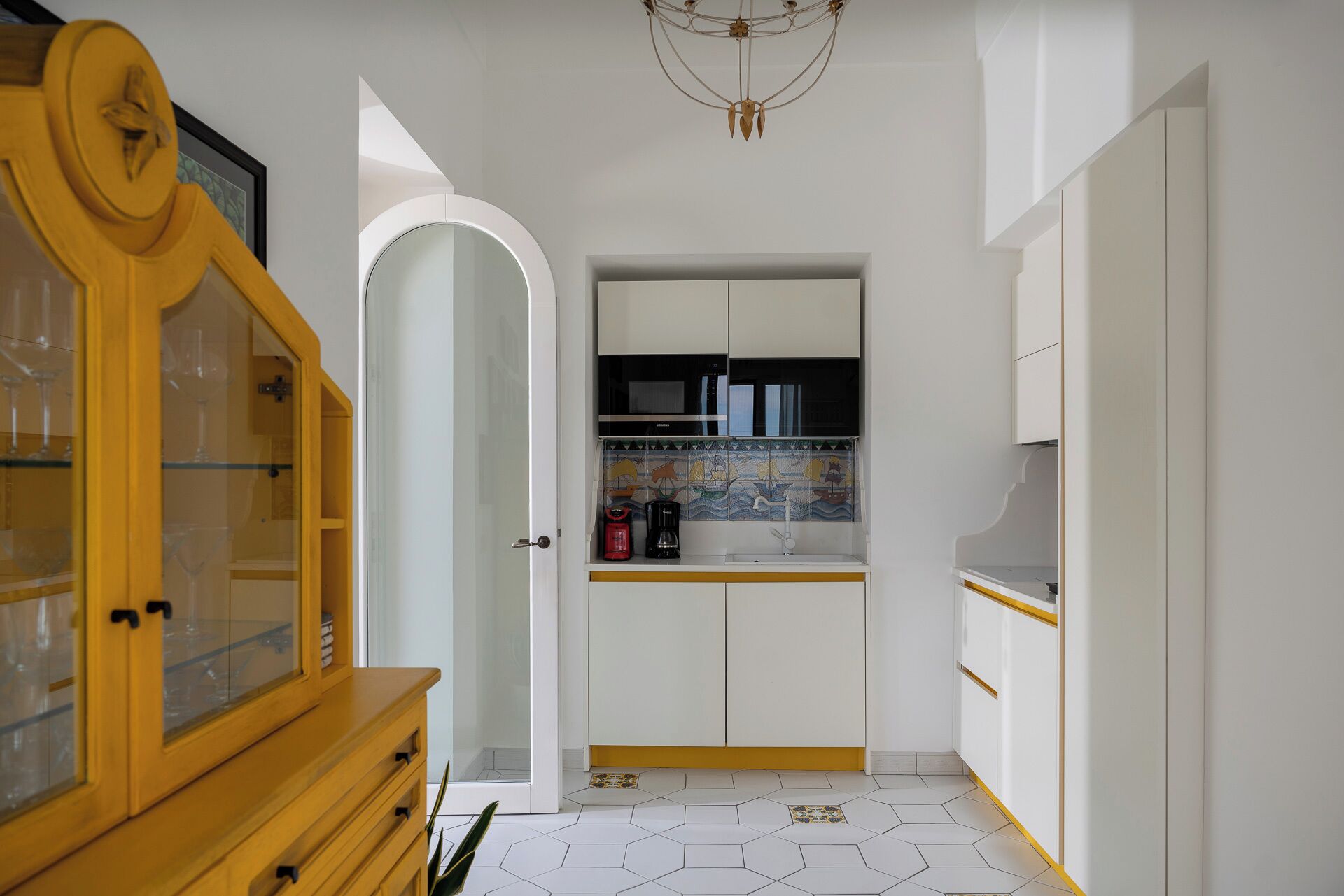 family suite, 4 bedrooms, annex building, outside the main hotel | living area | 40-inch lcd tv with satellite channels, tv, pay films