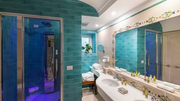 Suite, Hot Tub, Sea View | Bathroom | Shower, designer toiletries, hair dryer, bathrobes