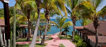 Captain Olivers Resort & Marina