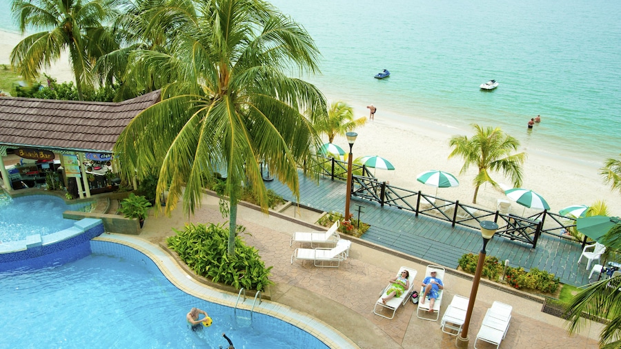 Flamingo By The Beach Penang