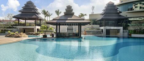 Deluxe Double or Twin Room, Pool View | View from room