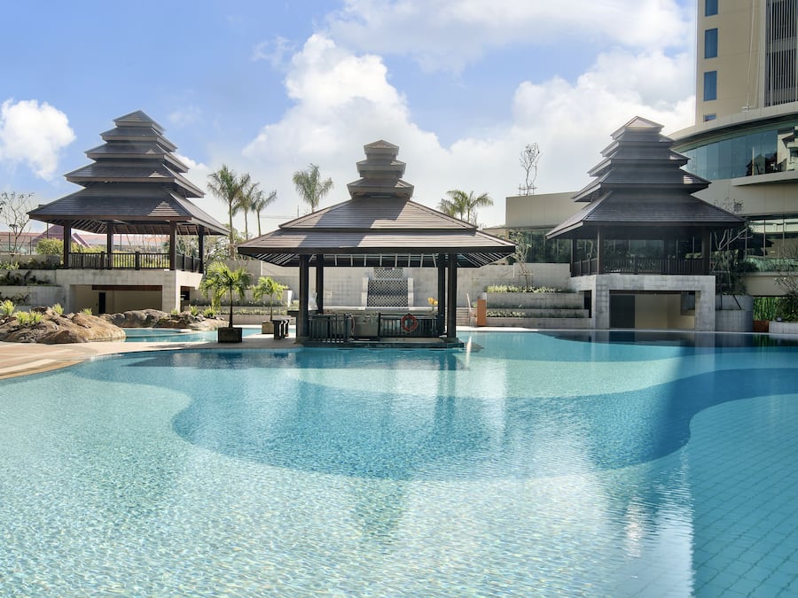 Deluxe Double or Twin Room, Pool View | View from room