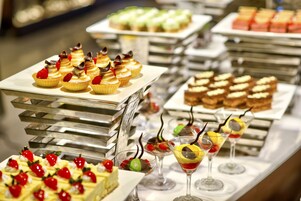 Daily buffet breakfast for a fee