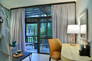 Minibar, in-room safe, individually furnished, desk