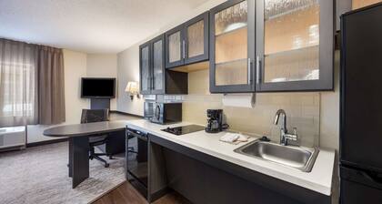 Sonesta Simply Suites Parsippany Morris Plains