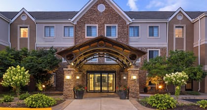 Staybridge Suites MPLS-Maple Grove/Arbor Lakes by IHG