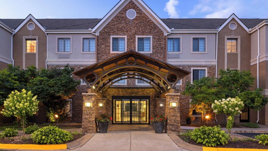 Staybridge Suites MPLS-Maple Grove/Arbor Lakes by IHG