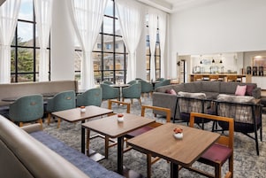 Sala de estar en el lobby