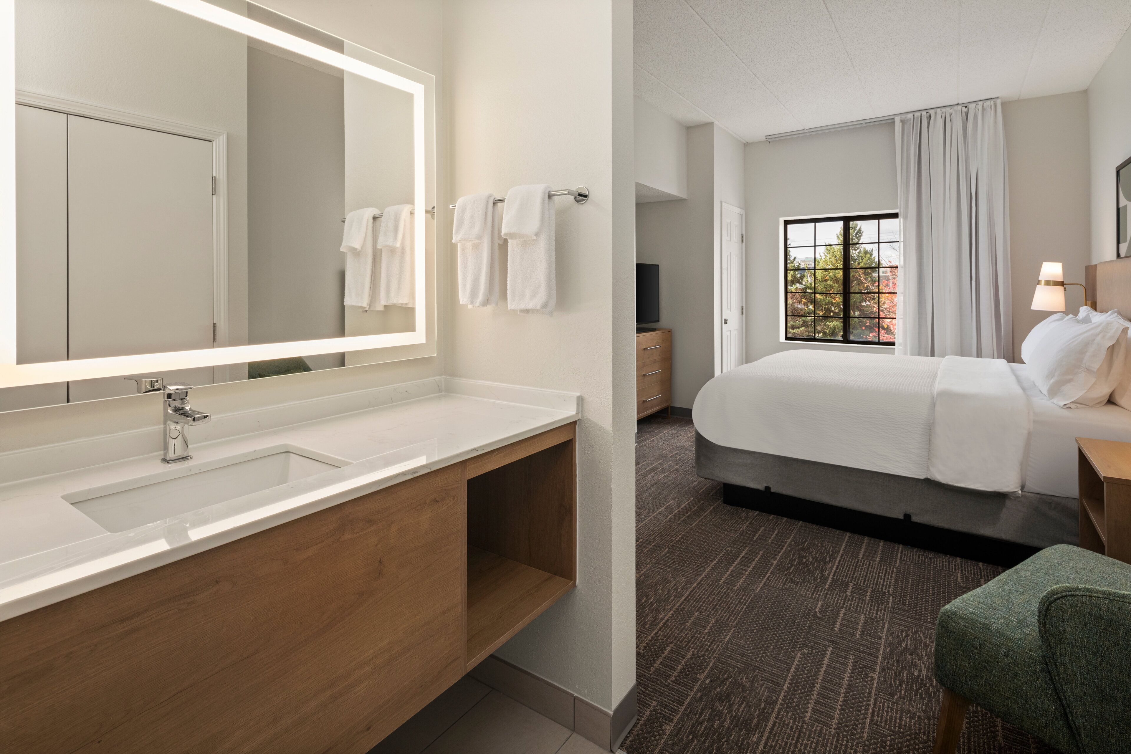 suite, 1 bedroom | 1 bedroom, premium bedding, in-room safe, desk