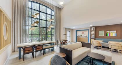Sonesta ES Suites Austin The Domain Area