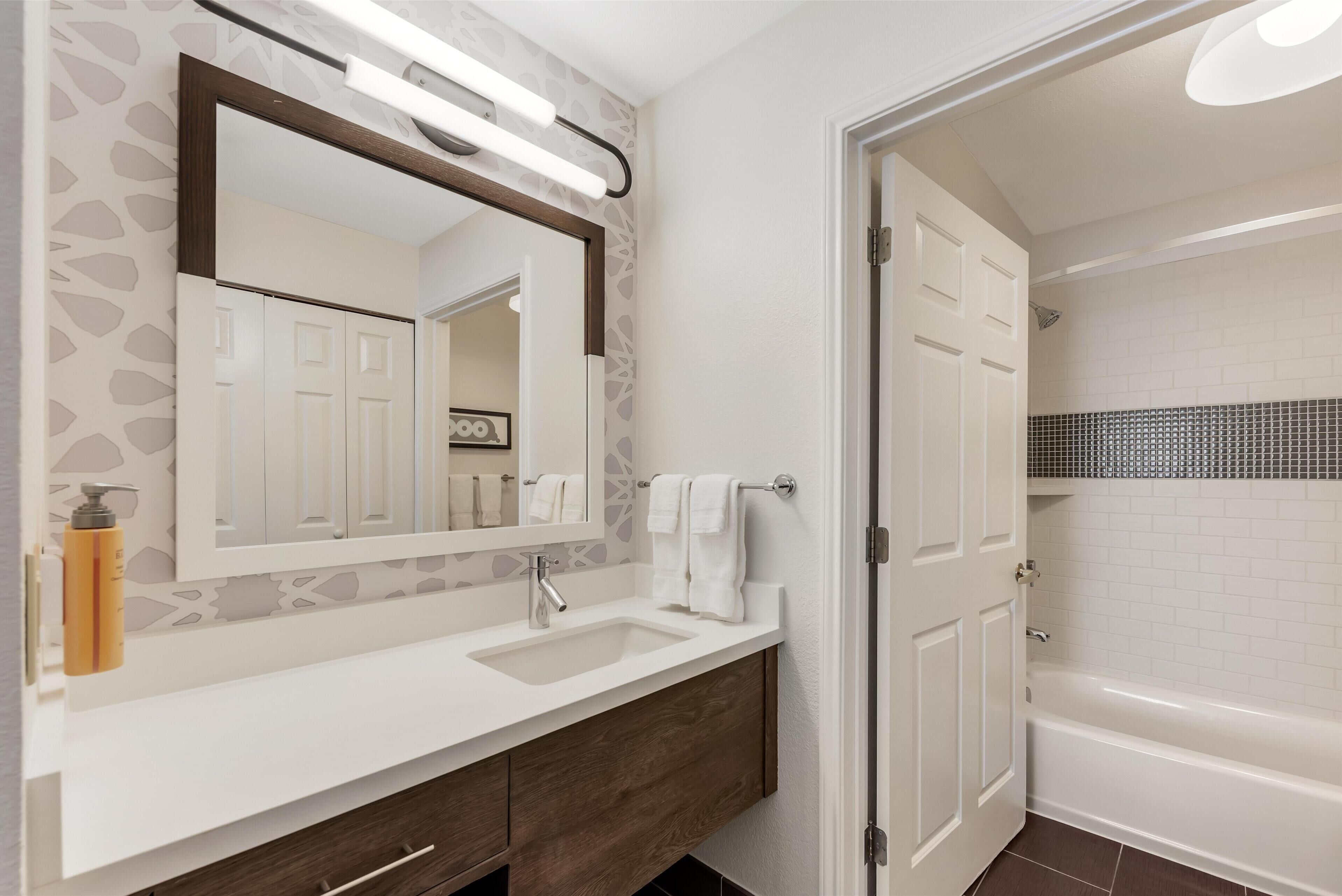 Photo - Sonesta ES Suites Austin The Domain Area - Newly Renovated