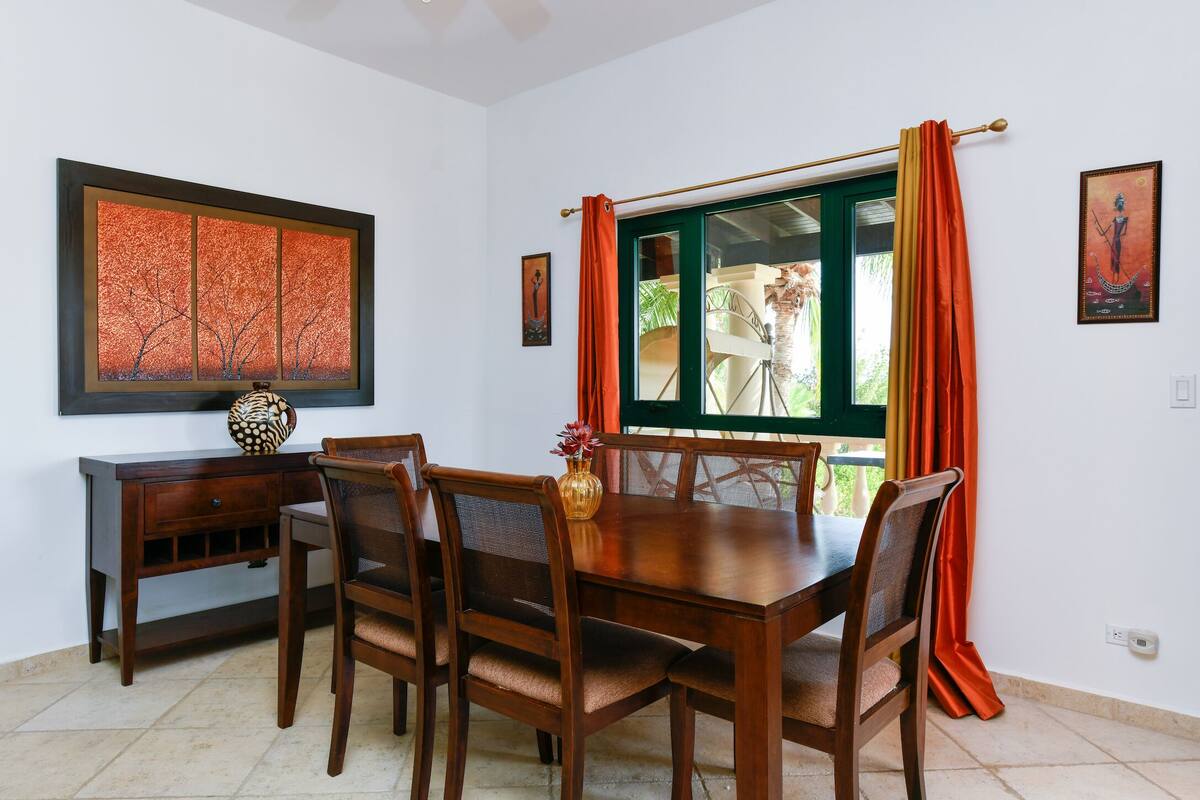 Standard Room WAYACA 23-A | In-room dining