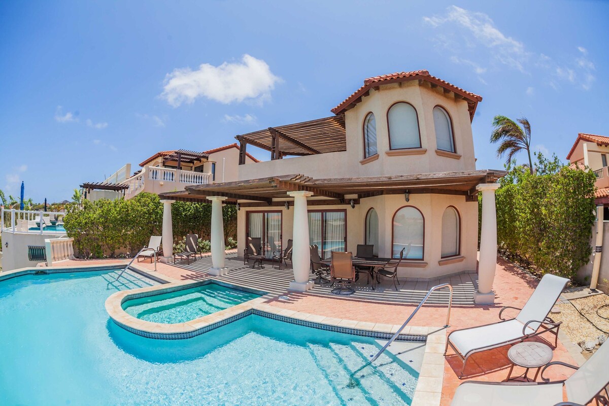 Two Bedroom Villa - FLAMBOYANT 15 - Private Pool | Ausblick vom Zimmer