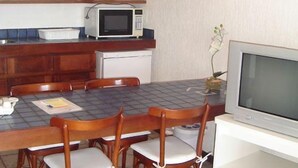 Unclassified image, 4 of 13, button - Porto Ingleses Hotel (Florianopolis)