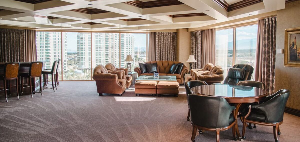 penthouse, 1 king bed | in-room safe, iron/ironing board, bed sheets