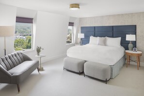 Harbor View King | Egyptian cotton sheets, premium bedding, down comforters, pillowtop beds