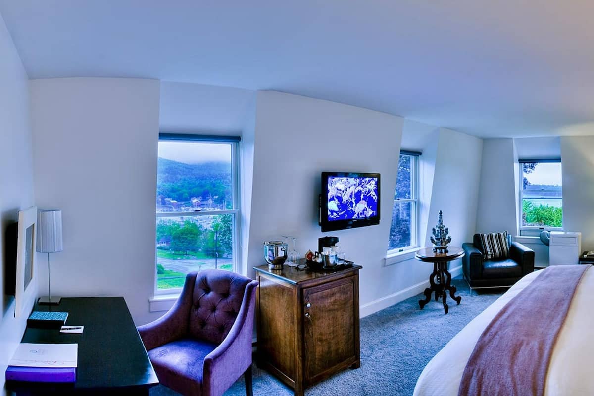 Bay View Executive Corner Room | Sábanas de algodón egipcio y ropa de cama de alta calidad