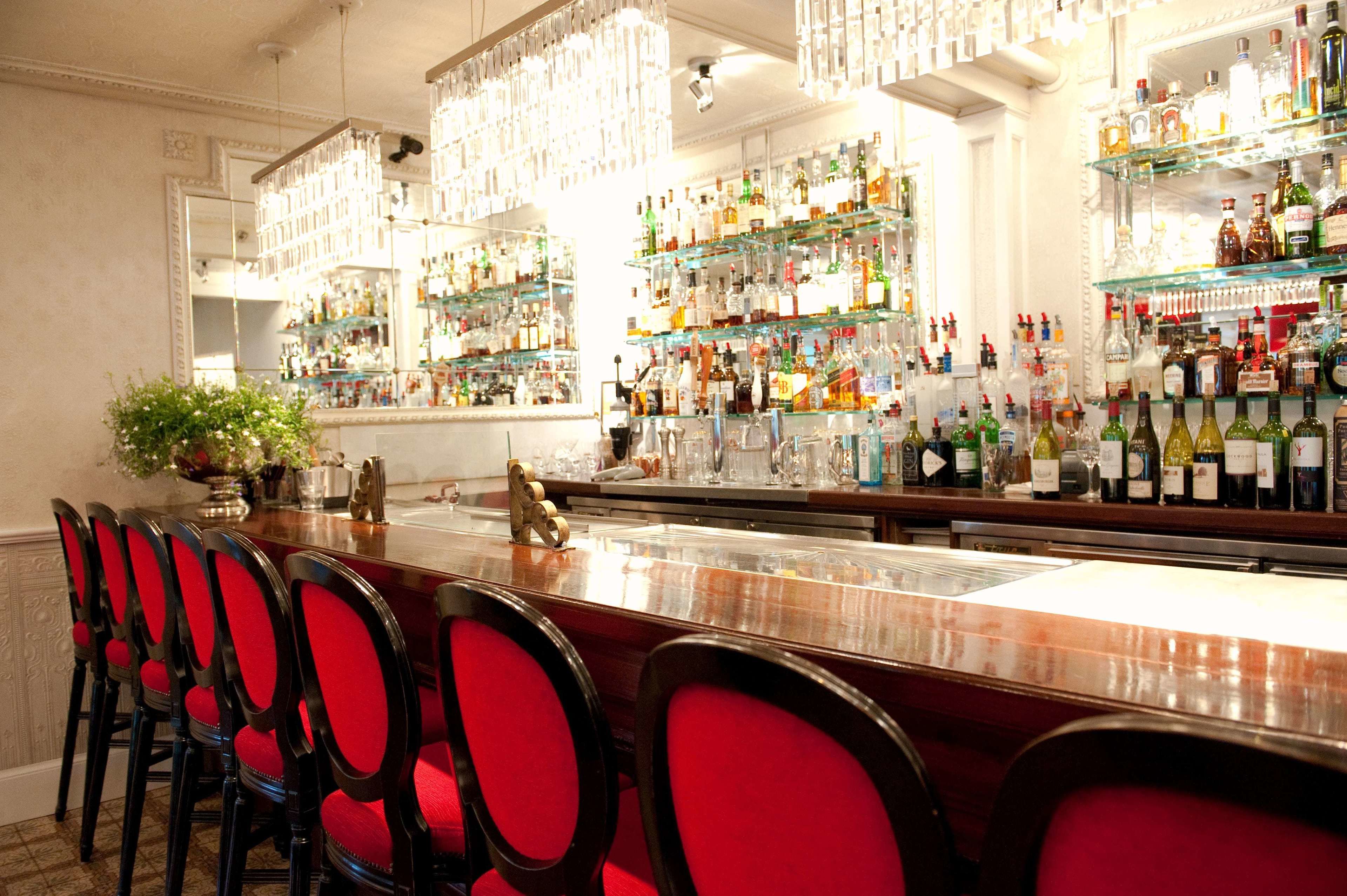 Bar (en la propiedad)