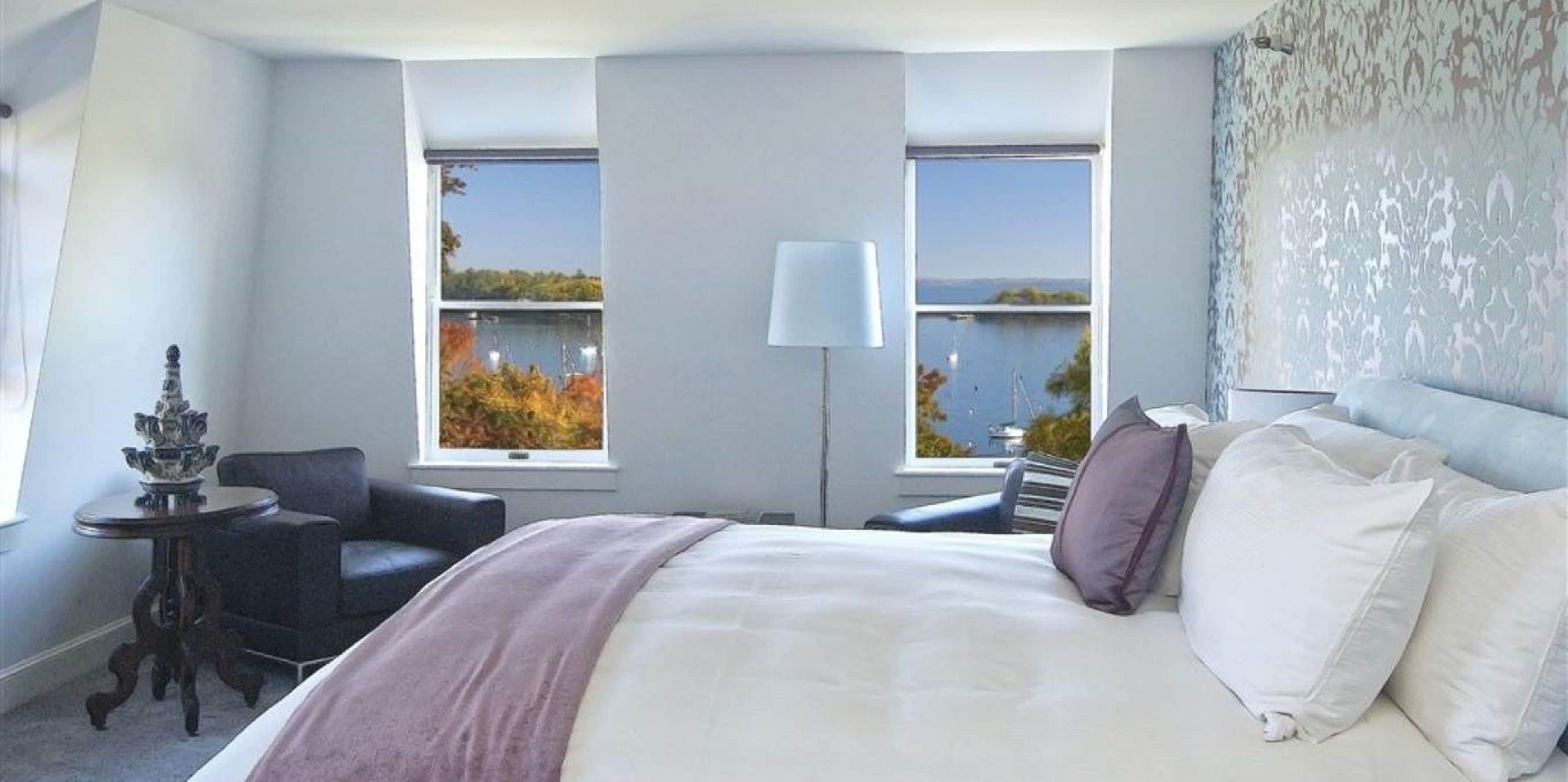 Bay View Executive Corner Room  | Sábanas de algodón egipcio, ropa de cama de alta calidad y edredón 