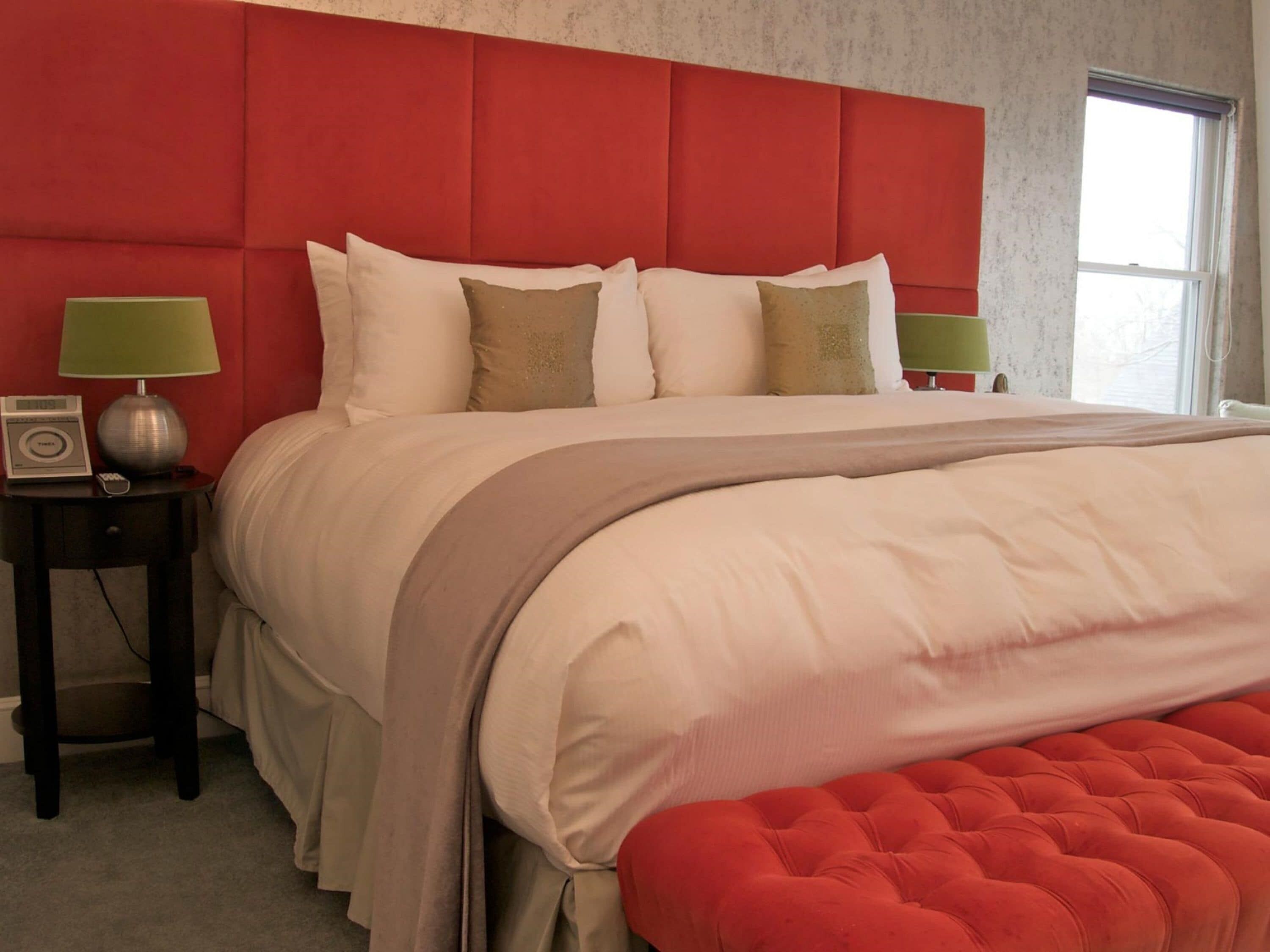 Egyptian cotton sheets, premium bedding, down comforters, pillowtop beds