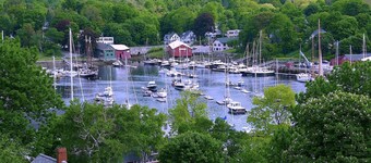 Camden Harbour Inn