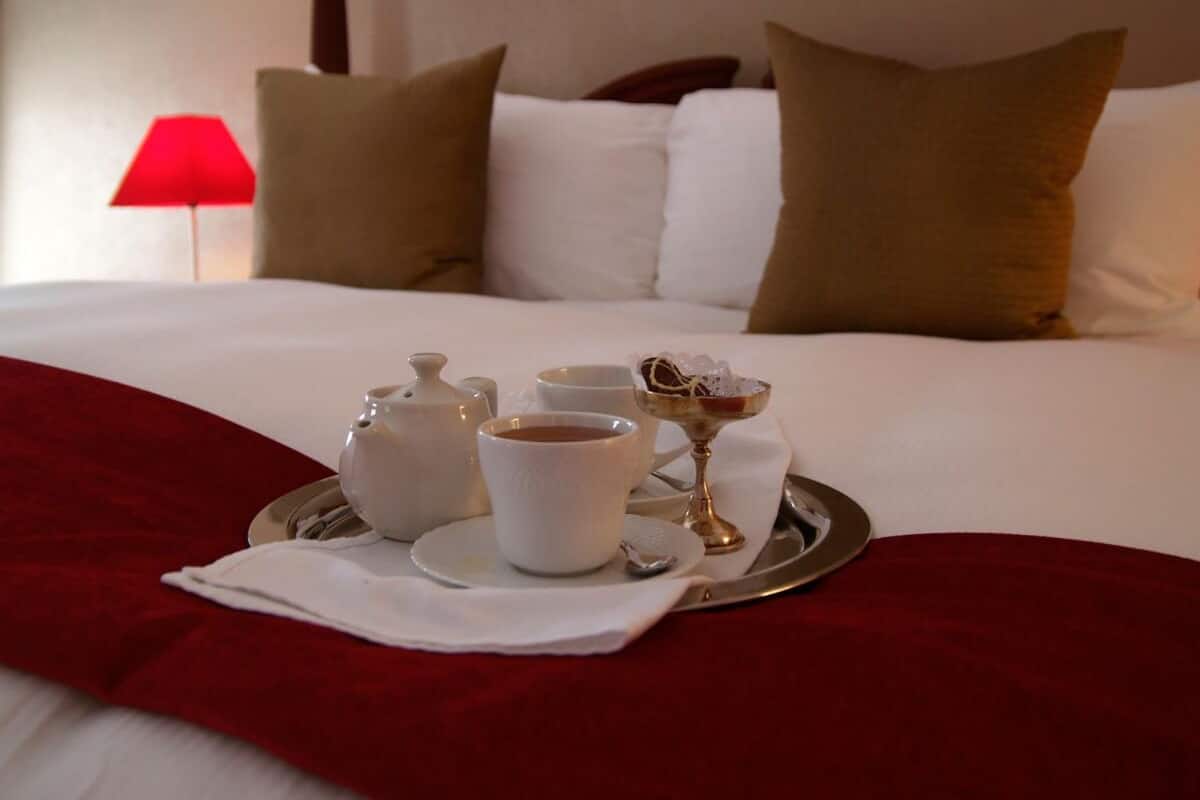Junior Suite Deluxe | Sábanas de algodón egipcio y ropa de cama de alta calidad