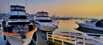 Little Inn By The Bay Newport Beach
