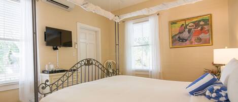 Suite, 1 King Bed - Honeymoon Suite 6 (2nd Floor, accessible via staircase)