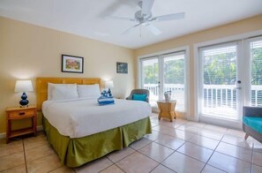 Standard Room, 1 Queen Bed, Poolside - Poolside (some rooms located on 2nd floor, access by stairs) | In-room safe, individually decorated, individually furnished