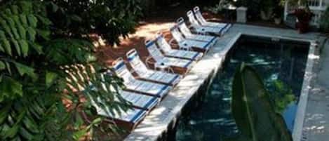 3 piscinas externas, piscina aquecida, espreguiçadeiras