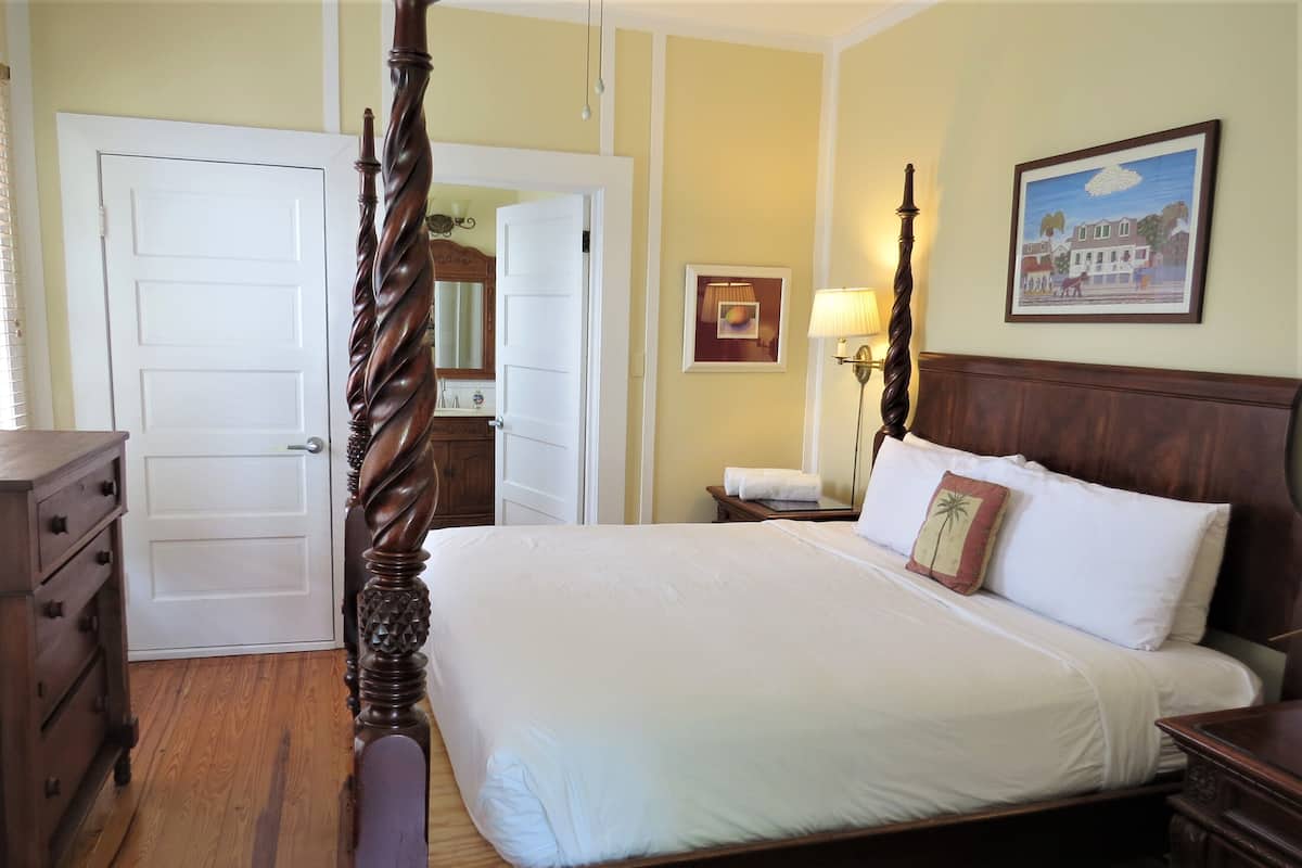 Suite, 1 King Bed - Havana Cabana 7 (2nd Floor, accessible via staircase)