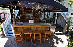 Poolside bar