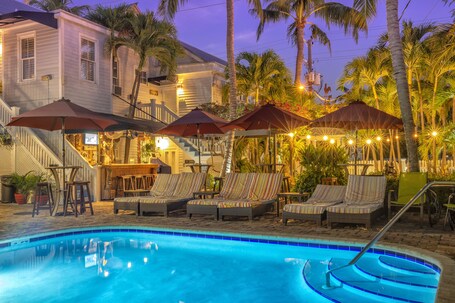Poolside bar